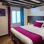Pax Opera Hotel 3*