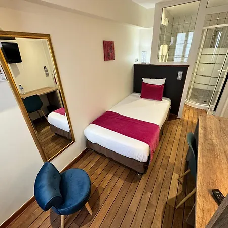 Pax Opera Hotel 3*