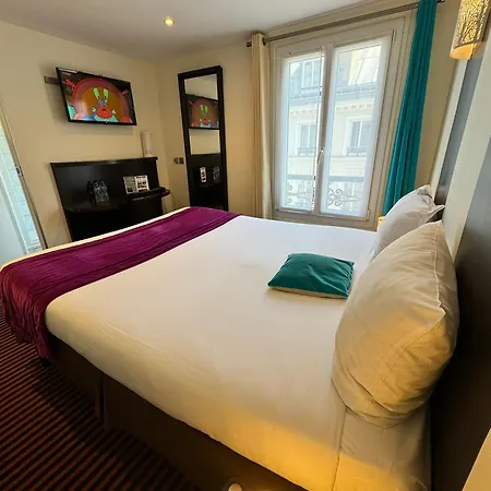 Pax Opera Hotel 3*