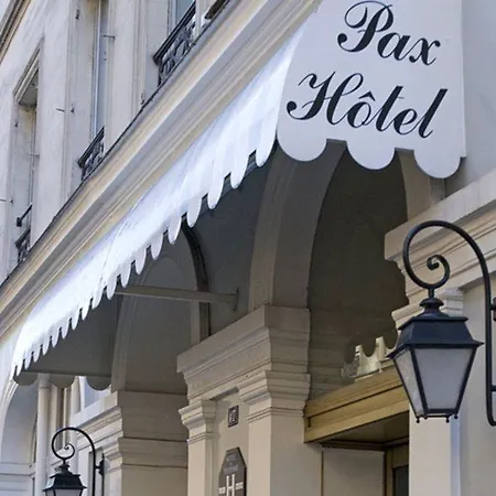 Hotel Pax Opera 3*