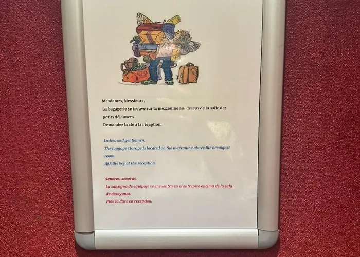 ホテル パックス オペラ 3*