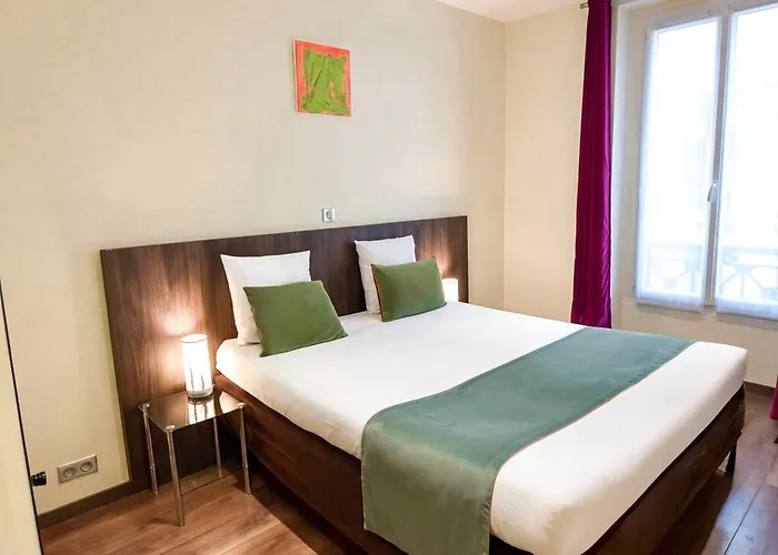 Pax Opera Hotel 3*