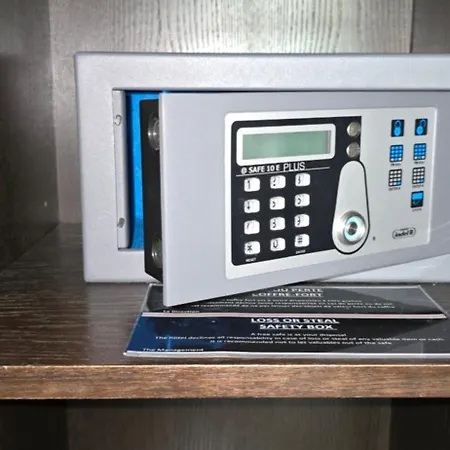 ホテル パックス オペラ